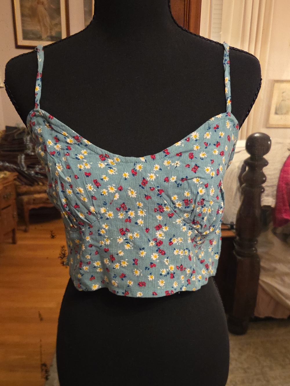 Sage Floral Spaghetti-Strap Crop Camisole